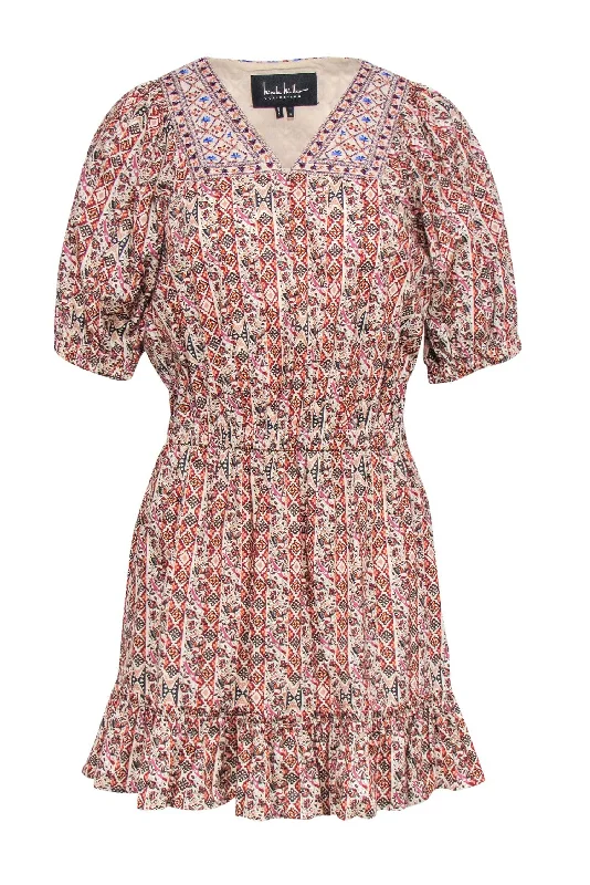 Sleeveless Women Dress in Bright Colors for Summer Parties Sleeveless Women Dress in Bright Colors for Summer Parties Nicole Miller - Multicolor Tribal Print Mini Dress w/ Embroidered Neckline Sz 10 Sleeveless Women Dress in Bright Colors for Summer Parties Sleeveless Women Dress in Bright Colors for Summer Parties Nicole Miller - Multicolor Tribal Print Mini Dress w/ Embroidered Neckline Sz 10