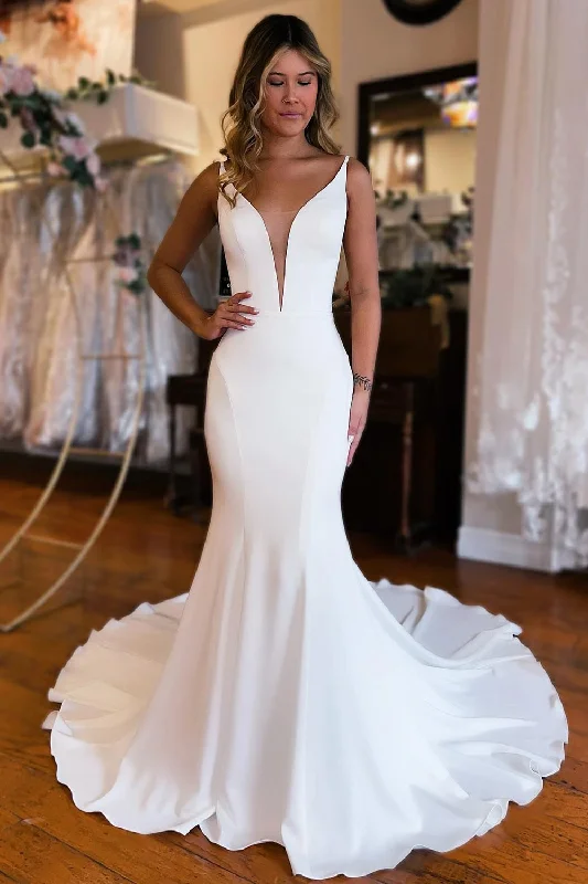 Square - neck wedding dresses with a demure look Simple White Mermaid Backless Boho Wedding Dress Square - neck wedding dresses with a demure look Simple White Mermaid Backless Boho Wedding Dress