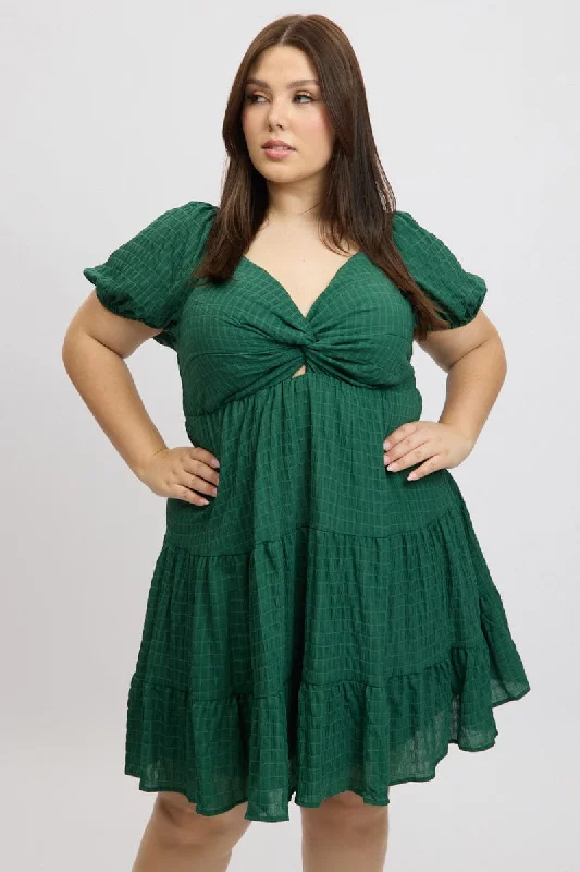 Maternity dress for a baby's first visit to the aquarium Green Textured Chiffon Twist Front Puff Sleeve Minidress